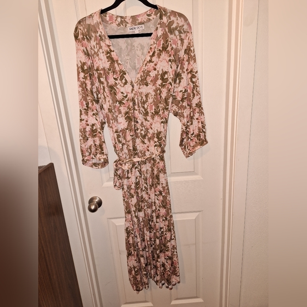 Floral Dress Plus Size Long Sleeve with Belt - Picture 1 of 4